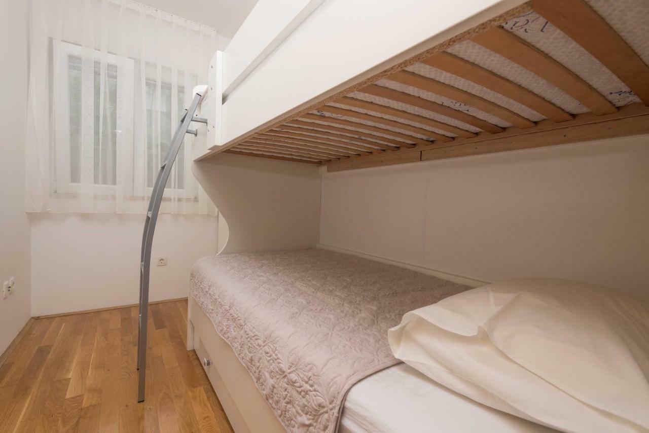 Apartman Ramljak Макарска Екстериор снимка