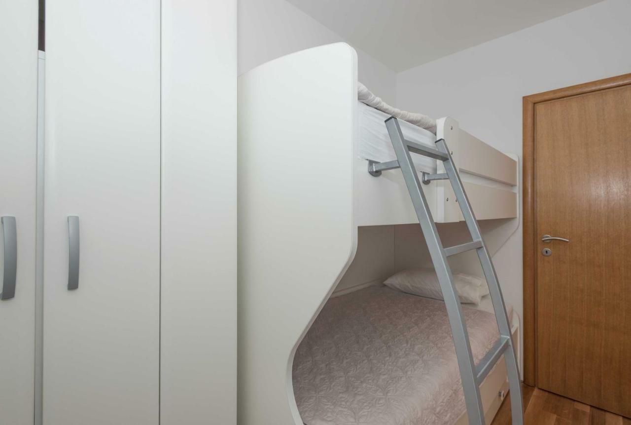 Apartman Ramljak Макарска Екстериор снимка