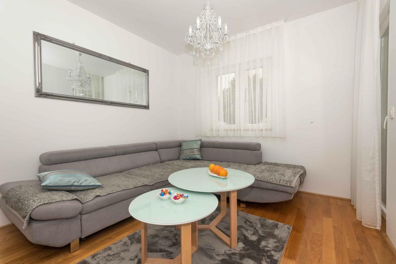 Apartman Ramljak Макарска Екстериор снимка