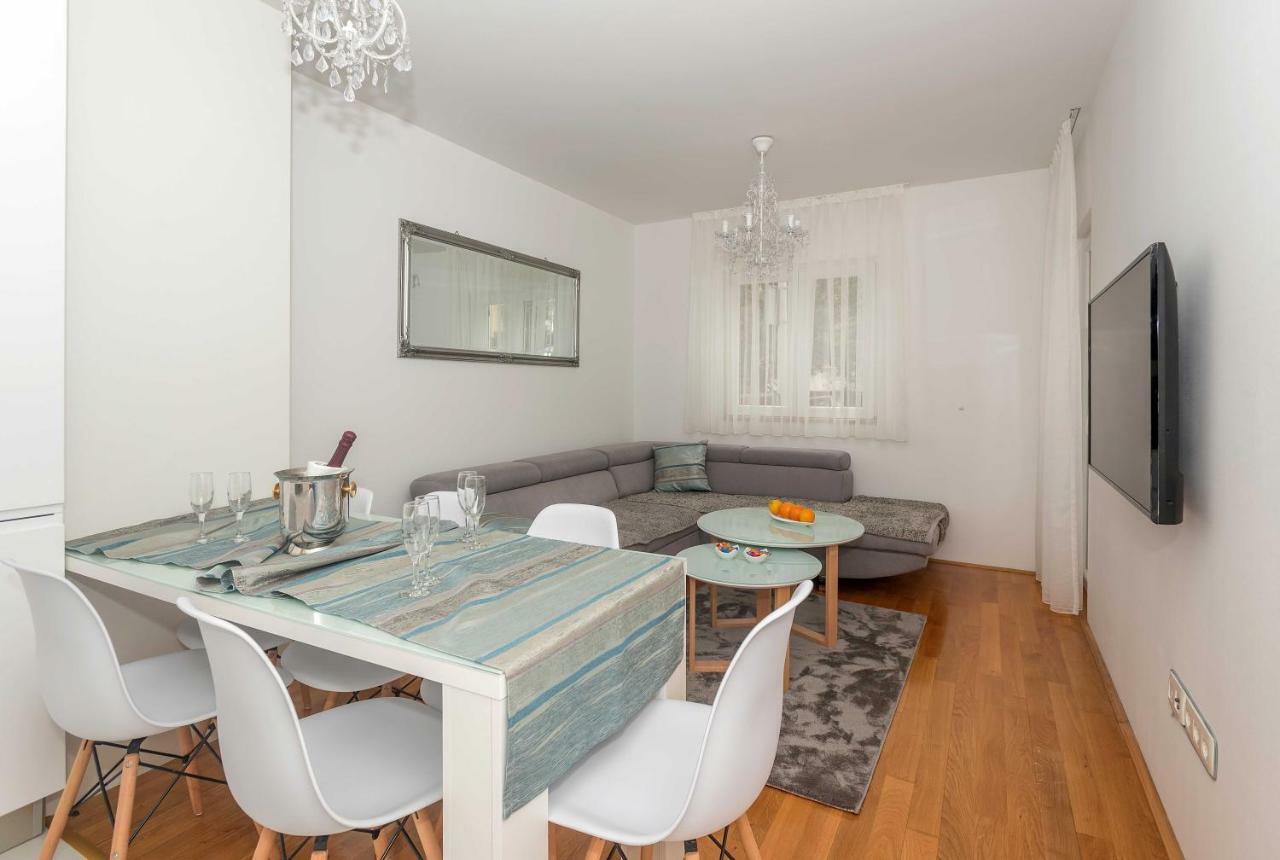 Apartman Ramljak Макарска Екстериор снимка